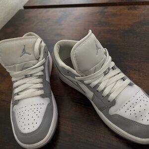 Jordan Low- women’s 7.5